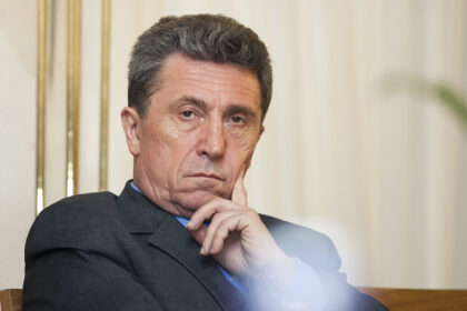 Buvęs ambasadorius Rygoje Antanas Valionis neseniai išleistoje knygoje rašo, kad SGD terminalas šalia Klaipėdos atsirado sulaužant kaimynams duotą pažadą.