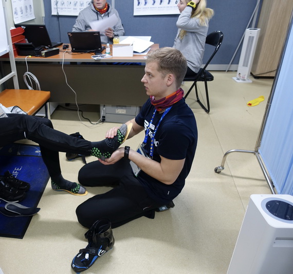 Pasak Mariaus, žaidynėse perdien kartais tekdavo greitai padėti ir daugiau nei pusšimčiui traumas patyrusių sportininkų. ASMENINIO ARCHYVO nuotr.