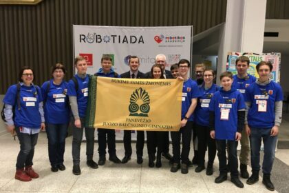 Savaitgalį Vilniuje vyko didžiausia metinė robotų konstruktorių ir programuotojų šventė– „Robotiada 2018“. Sostinėje vykusiame renginyje apsilankė ir per devyniasdešimt panevėžiečių.