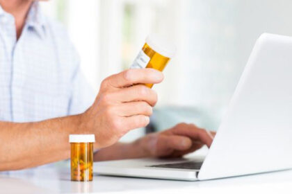 Žema skriausti sergantį žmogų, tačiau sukčiams ir tai nėra nieko gėdingo. Į jų pinkles pateko panevėžietė, internete radusi skelbimą apie parduodamą nereceptinį vaistinį preparatą.