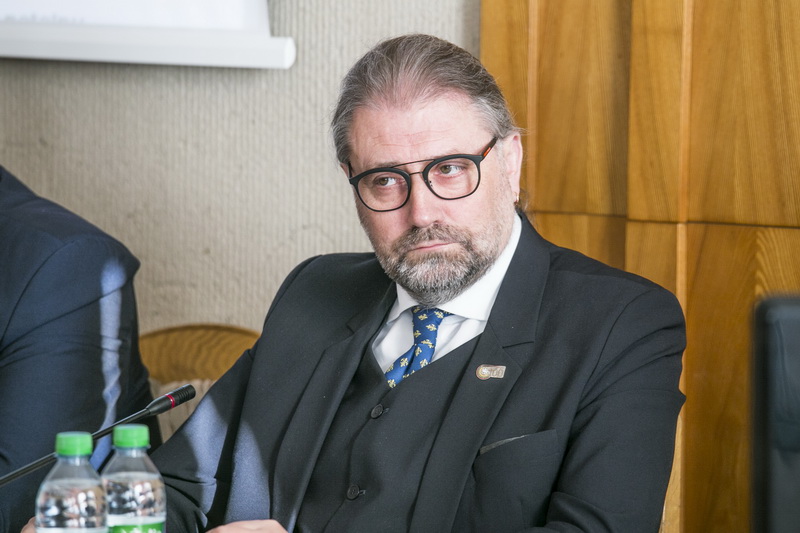 Antros kadencijos mero poste sieksiančiam Ryčiui Račkauskui naujiena apie Povilo Urbšio planus prilygo perkūnui iš giedro dangaus. V. BULAIČIO nuotr.