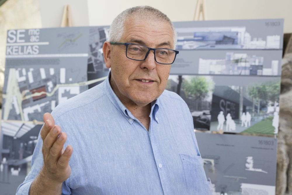 „Mano noras pažadinti žmones iš kasdienybės, kad sekmadienių būtų daugiau nei vienas per savaitę“, – kalbėjo į Panevėžį atvykęs Lenkijoje gyvenantis garsus menininkas Stasys Eidrigevičius.