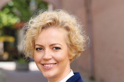 Lietuviai į savo išrinktą valdžią žvelgia kur kas įtariau nei kaimyninių šalių gyventojai.