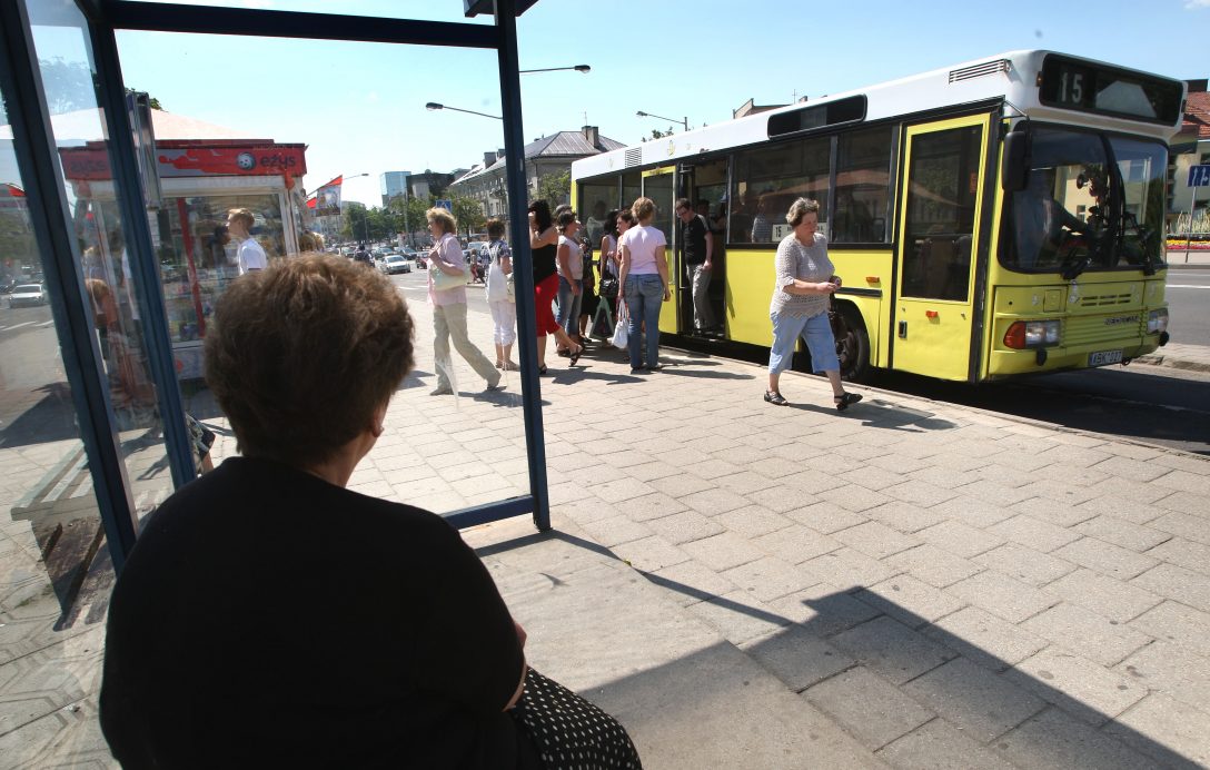 Panevėžio miesto savivaldybė atsižvelgs į konstruktyvius gyventojų pasiūlymus miesto autobusų eismui gerinti.