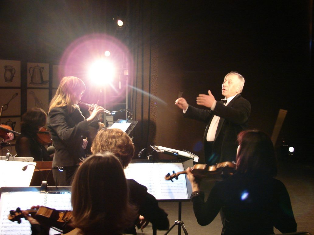 Sparčiai gyventojų netenkančiame Panevėžyje darbuotojų su žiburiu ieško ne tik pramonė. Aukštaitijos sostinė pajuto ir kultūrininkų stygių.