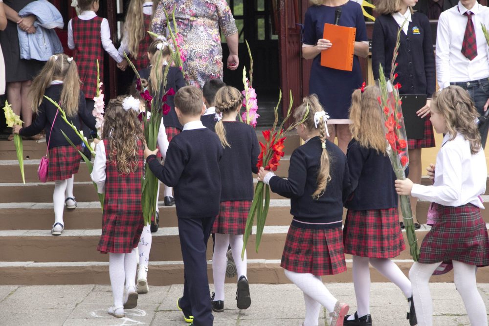 Savaitgalį prasidėsiantis ruduo praneša apie startuosiančius naujus mokslo metus. Kadangi Rugsėjo 1-oji yra šeštadienis, miesto švietimo bendruomenė į mokyklas rinksis rugsėjo 3-iąją, pirmadienį.