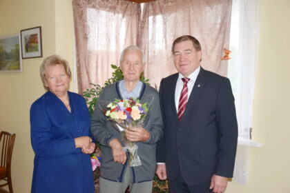 85-ojo gimtadienio proga šiandien sveikinamas miesto garbės pilietis Vladas Kensgaila.