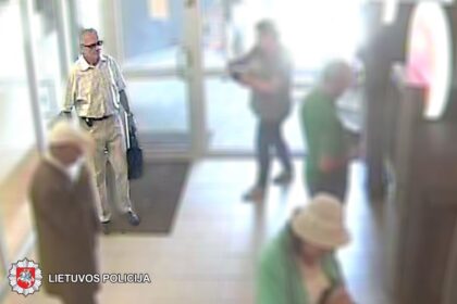 2018-07-20 9.00 val. Panevėžyje, Laivės a., nenustatytas vyriškis pasisavino pinigus. Nuostolis – 100 eurų.