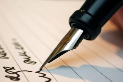 Beatričė ir Klaudija: jų kūryba jau truputį pažįstama. Bet dabar visi turėsime puikią progą patirti jaunųjų autorių brendimą.