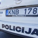 Įsismarkavę vyrai apgadino moters automobilį.