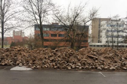 Panevėžio miesto savivaldybė pasirašė finansavimo sutartį, kuria daugiau kaip 1,34 mln. Eur ES lėšų skiriama A. Jakšto gatvės rekonstrukcijos projektui.