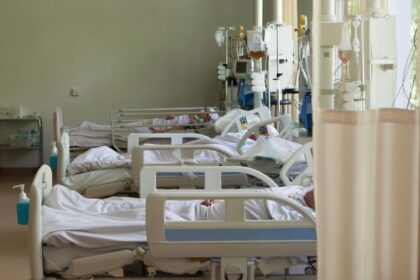 Greitosios medikų į ligoninę iš namų atvežtas alkoholiu apsinuodijęs panevėžietis neišgyveno.