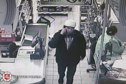 2018-12-17 15.46 val., Panevėžio r., Vaivadų k., Lėvens g., nenustatytas asmuo pavogė alkoholinių gėrimų. Nuostolis – 50,97 eurų.