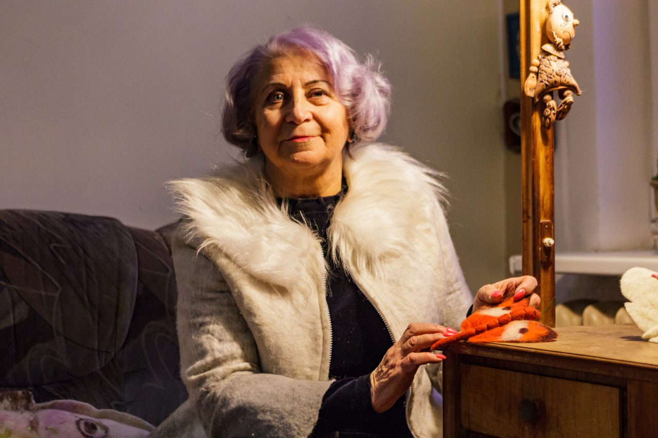 Prieš gerą dešimtmetį palikusi gobelenus bei batiką tekstilininkė Viera Olšauskienė visa galva nėrė į veltinio pasaulį.