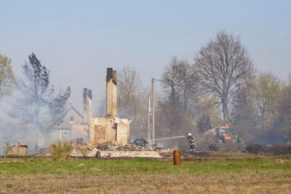 Milžiniškas gaisras Krekenavos seniūnijoje.