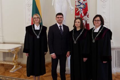 Šiandien Prezidentei priesaiką davė keturiolika naujų teisėjų, trys iš jų dirbs Panevėžio apylinkės teisme.