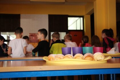 Panevėžio miesto savivaldybė patvirtino naują socialinės paramos mokiniams teikimo Savivaldybės ir nevalstybinėse mokyklose tvarką.