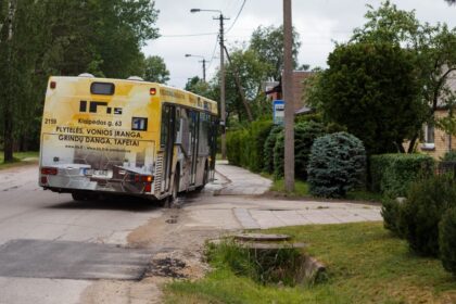 Vienas brangiausių 2014–2020 metų miesto projektų – lietaus vandens surinkimo sistemų diegimas Rožyno mikrorajone – eina į pabaigą. Tačiau kai kuriems jo gyventojams dėl to labiau pikta nei džiugu.