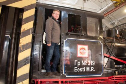 Panevėžio apygardos prokuratūra pirmadienį praneša baigusi ikiteisminį tyrimą ir teismui perdavusi buvusio Aukštaitijos siaurojo geležinkelio direktoriaus Vismanto Užalinsko bylą.