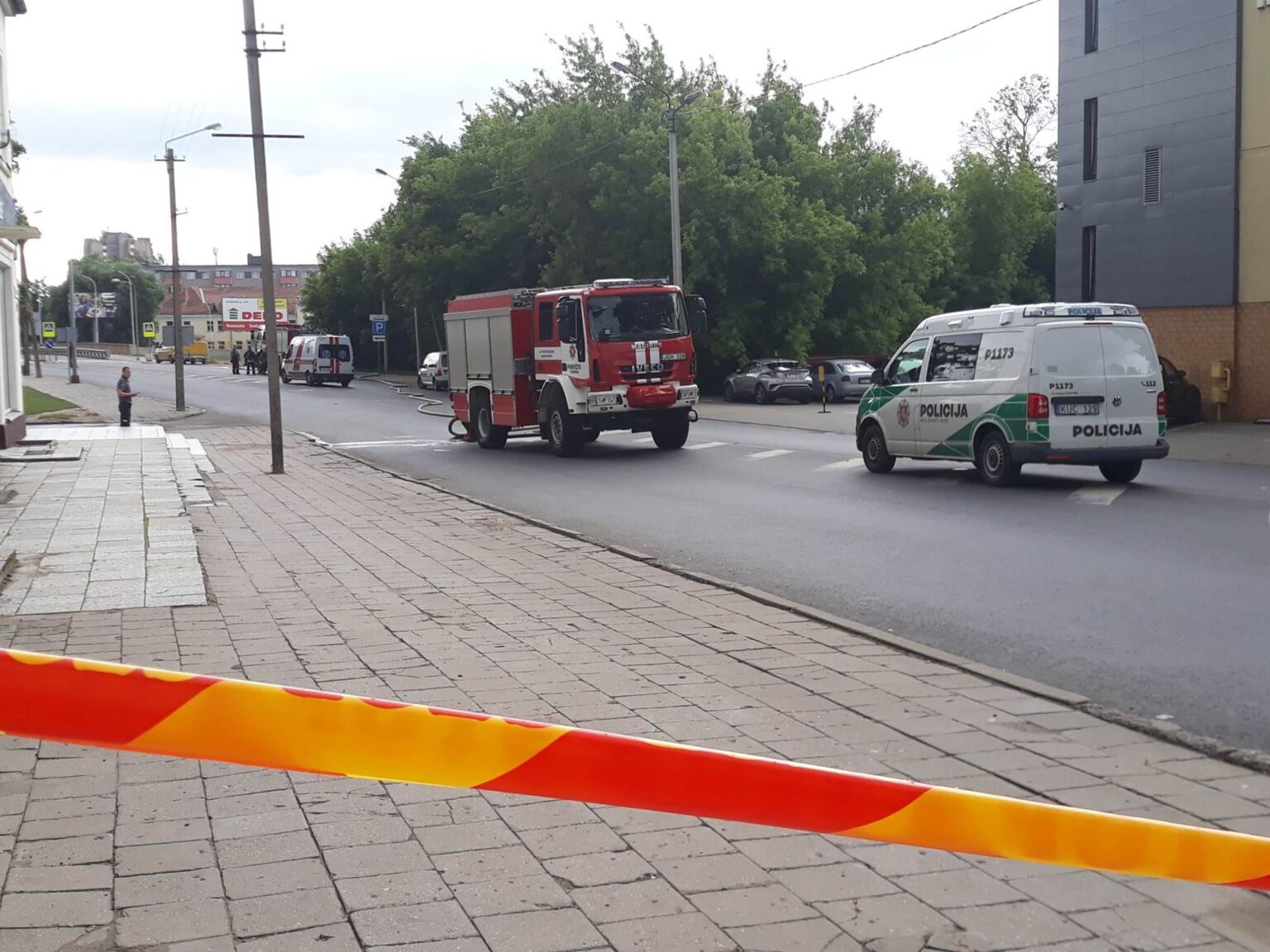 A. Jakšto gatvę remontuojantys darbininkai ant kojų sukėlė ir specialiąsias tarnybas, ir civilinės saugos specialistus.