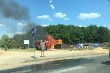 Liepsnose trečiadienio popietę paskendo ekstremalaus sporto aikštelė Parko gatvėje.