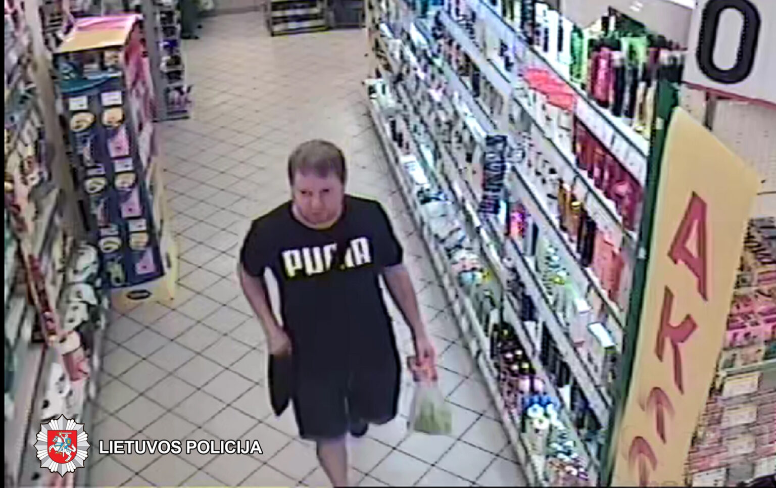 2019-08-18 14.58 val. Panevėžyje, Aukštaičių g., iš parduotuvės nenustatytas asmuo pavogė skustuvo galvutes 4 vnt. Nuostolis – 16,59 eurai.