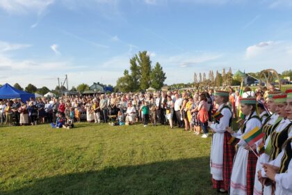 Baltijos kelias Piniava