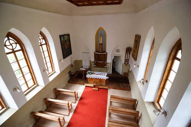 Marijos guodėjos Marijonavos koplyčios vidus. M. GARUCKO nuotr.