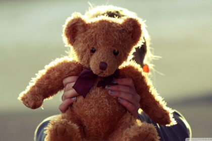 Vieno Panevėžio lopšelio-darželio darbuotojams nepraslydo pro akis smurto žymės ant šešiametės kūno. Paaiškėjo, kad mergytę primušė jos pačios tėtis.