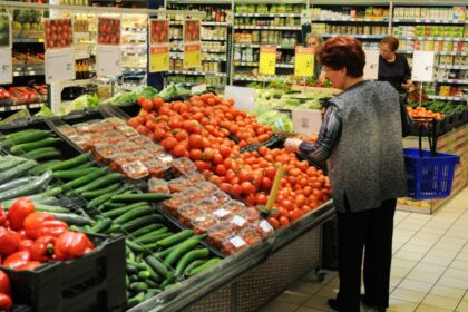 Žemės ūkio ministrui teigiant, jog maisto kuponų, arba vadinamųjų e. vaučerių nebus, premjeras Saulius Skvernelis pareiškė, kad šio modelio neatsisakoma.
