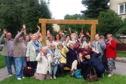 Panevėžio miesto savivaldybės administracijos direktoriaus įsakymu patvirtintas finansavimas bendruomeninės veiklos projektams. Klaipėdos mikrorajono bendruomenės pirmininkės Jūratės Pauliukienės vadovaujama išplėstinė seniūnaičių sueiga 61 828 Eur paskirstė 19 projektų.