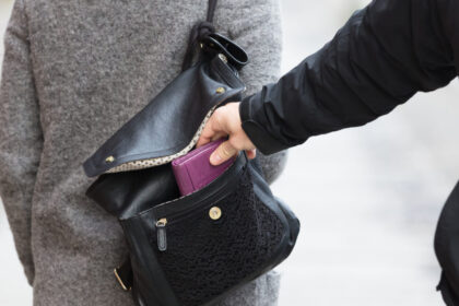 Apsilankymas Panevėžio šventėje savaitgalį moteriai baigėsi nuostoliais.