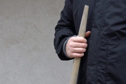 Į vaizdingą vietą Panevėžio rajone nuvykusi panevėžietė atsidūrė jaunų užpuolikų taikiklyje.