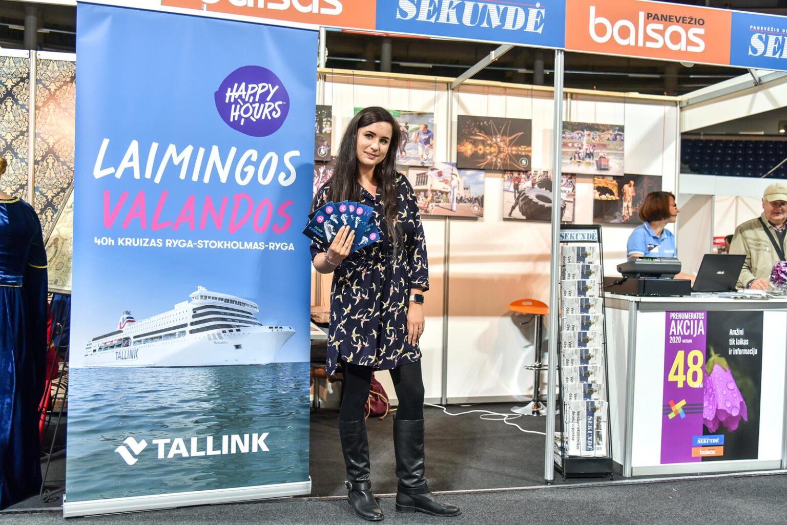 Svajojantieji apie įspūdžių kupiną kelionę kviečiami į „Sekundės“ ir „Panevėžio balso“ stendą, kuriame įsikūrė ir „Tallink“ kelionių organizatorius. Čia už išties patrauklią kainą galima įsigyti bilietus į kruizinę kelionę keltu ir aplankyti karališkąją Švedijos sostinę Stokholmą.