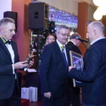 Panevėžio prekybos, pramonės ir amatų Metų asamblėjoje apdovanoti geriausiai dirbusių Aukštaitijos įmonių atstovai. P. ŽIDONIO nuotraukos