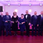 Panevėžio prekybos, pramonės ir amatų Metų asamblėjoje apdovanoti geriausiai dirbusių Aukštaitijos įmonių atstovai. P. ŽIDONIO nuotraukos