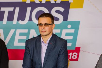 Ant dviejų kėdžių skirtingose savivaldybėse – administracijos direktoriaus Kupiškyje ir Tarybos nario Panevėžyje – sėdintis konservatorius Marius Mališauskas nusiteikęs palikti kupiškėnus.