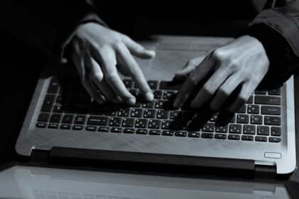 Panevėžio apskrities vyriausiasis policijos komisariatas pranešė apie vienoje Panevėžio gimnazijoje pastebėtą neteisėtą įsilaužimą į vidaus sistemą.