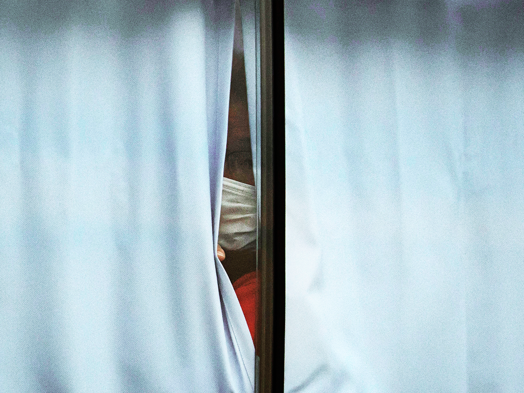 Kitą savaitę Vyriausybei dėl koronaviruso grėsmės bus siūloma Lietuvoje skelbti karantiną, penktadienį pranešė sveikatos apsaugos ministras Aurelijus Veryga.