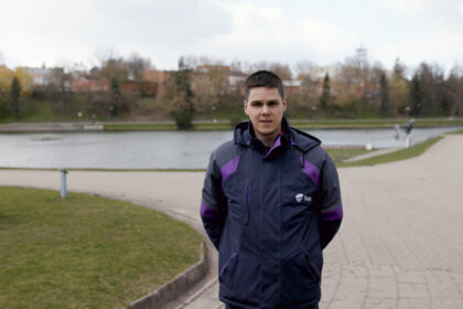 Panevėžyje dirbantis „Telia“ inžinierius S. Gasperavičius sako, kad su šviesolaidiniu internetu visi namų įrenginiai veiks stabiliai bei greitai.