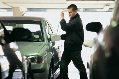 Rūpesčiais dar viena karantino savaitė prasidėjo panevėžiečiui, BMW automobilio savininkui.