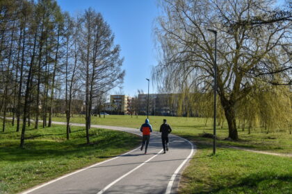 Vyriausybei siūloma dviem savaitėms pratęsti karantiną šalyje, kartu sušvelninant jo sąlygas, sako sveikatos apsaugos ministras Aurelijus Veryga.
