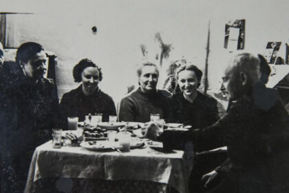 Šiemet Velykos kitokios: šiek tiek vienišos, šiek tiek su baime, bet tikrai ne pačios blogiausios. Taip sako dvi senjorės iš Panevėžio miesto ir rajono, ištvėrusios liepsnojantį karą, skurdą, badą ir tremties vargus.