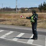 Vyriausybė trečiadienį spręs dėl visuotinio karantino šalyje, jis būtų įvedamas nuo šeštadienio mažiausiai trims savaitėms, sako premjeras Saulius Skvernelis.