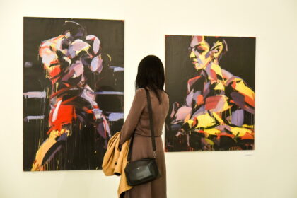 Pačioje Panevėžio širdyje, Laisvės aikštėje, įsikūrusioje Galerijoje XX aukštaičiams prisistato klaipėdiškiai.