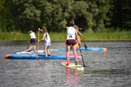 Panevėžyje šiandien startavo pirmą kartą mieste organizuojamos Lietuvos atvirosios irklenčių taurės ir Baltijos šalių irklenčių taurės antrojo etapo varžybos.