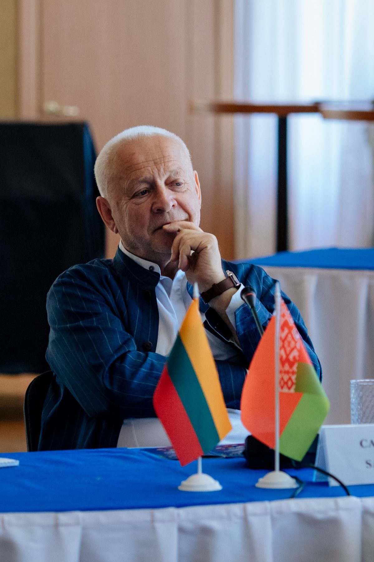 Pastaruosius penkerius metus Baltarusijoje gyvenęs ir kūręs S. Varnas sako, jog permainoms šalis brendo jau kurį laiką, net per teatrų festivalį valdžios atžvilgiu pasipylė tokia kritika, kokios ir Lietuvoje retai teišgirsi. Asmeninio archyvo nuotr.