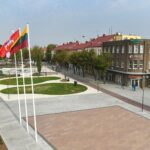 Panevėžio centras vis dar aptvertas statybininkų tvoromis, tačiau jau ryškėja vaizdas, kokia po rekonstrukcijos atsivers Laisvės aikštė.