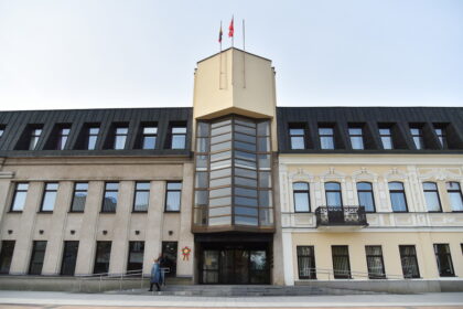 Jau kitą savaitę vyksiančiame Panevėžio tarybos posėdyje laukia net kelios politinės rokiruotės. Viena jų – miesto valdžios postuose.