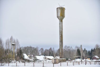 Daugiau nei šimtas Tiltagalių kaimo, Panevėžio rajone, gyventojų susidūrė su XXI amžiuje keistai atrodančia problema – liko be geriamojo vandens.